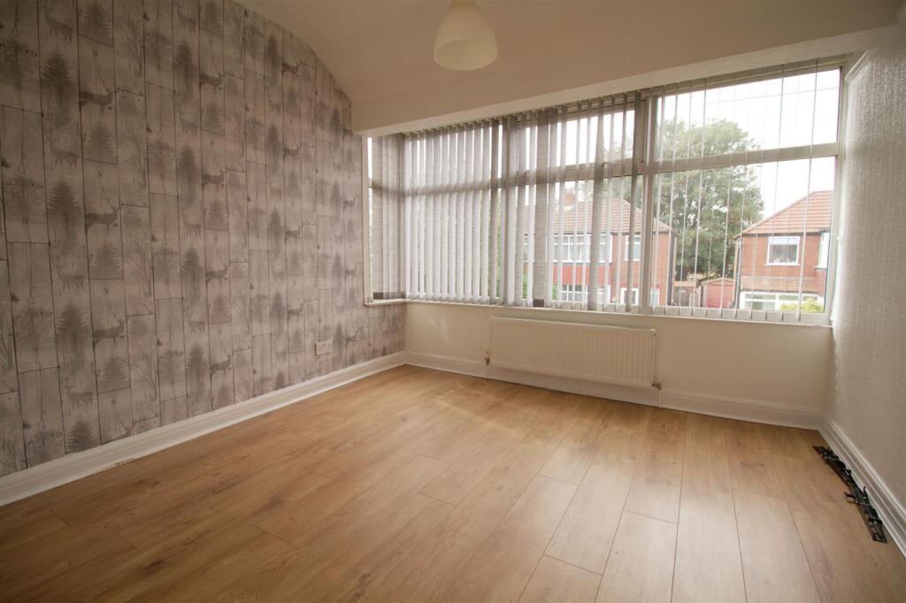 House in Stockport, Little Moor, Offerton - More