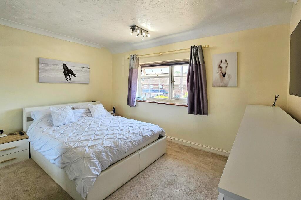 House in Winchester, Denmead - View 4