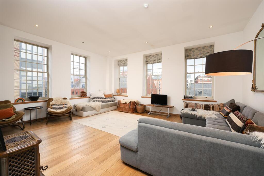 Main image of property: Mill Avenue, Queens Square, Bristol