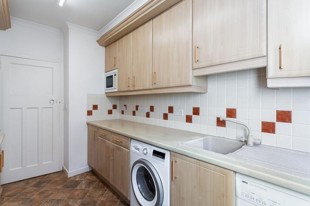 House in Edinburgh, Craiglockhart - View 5