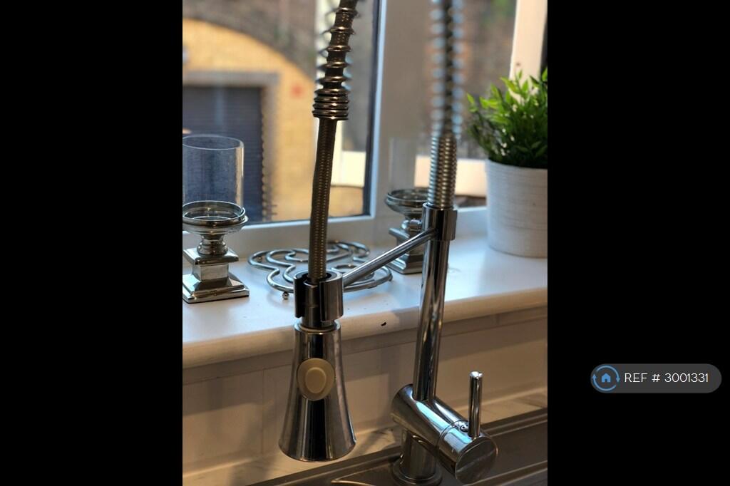 Apartment in London, Stockwell Park, Brixton - View 4
