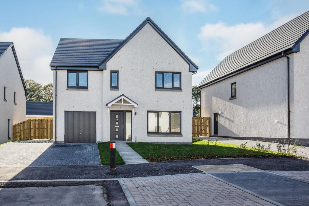 Main image of property: 28 Na Daraich, Newtyle, Blairgowrie PH12 8UZ