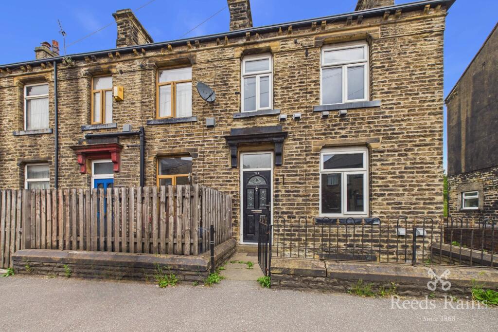 Main image of property: Bradford Road, Oakenshaw, Bradford, West Yorkshire, BD12