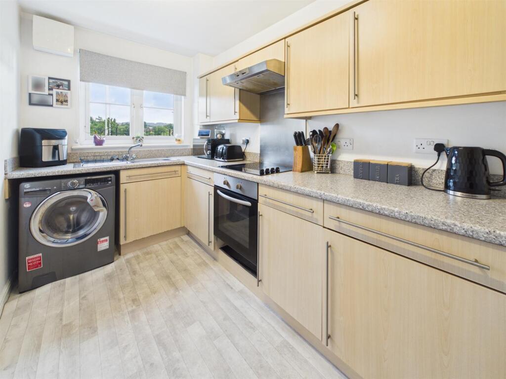 Apartment in Paisley - View 5