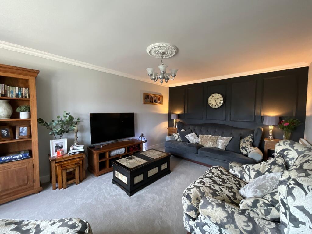 House in Stoke-on-Trent - View 3