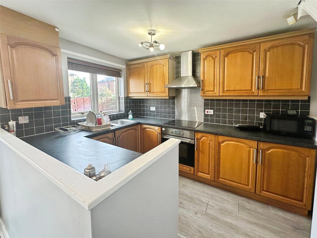 House in Darlington - More
