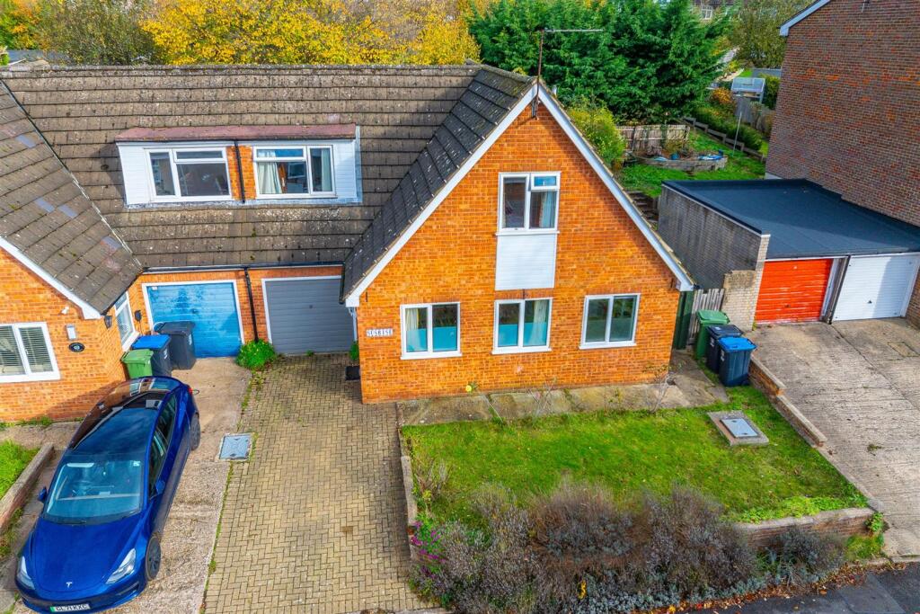 Main image of property: Mill Close, Hemel Hempstead