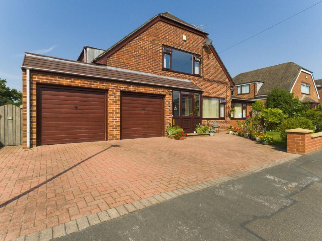 4-bed detached on Bleasdale Close, Aughton, L39, £475,000
