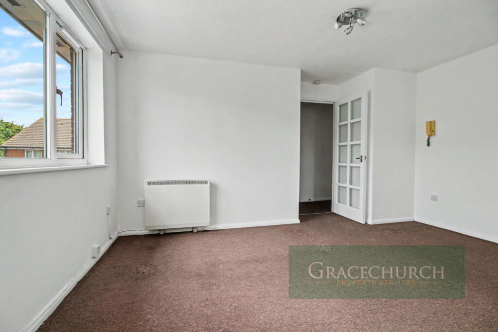 Apartment in London, Edmonton - More