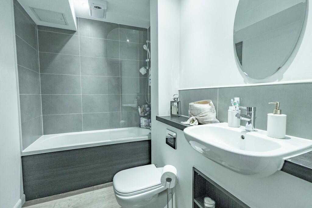 7 Balmoral Terrace, Aberdeen, AB10 - 24