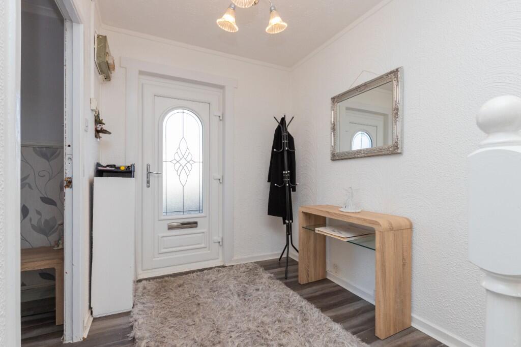 Elm Crescent, Glasgow, G71 photo 4