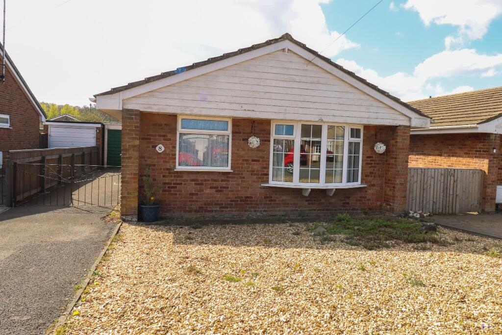 Main image of property: Grimston Road, Hunmanby YO14 0NF