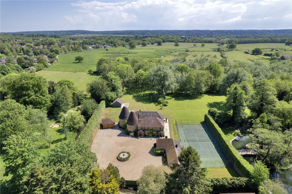 House in Tonbridge - View 3