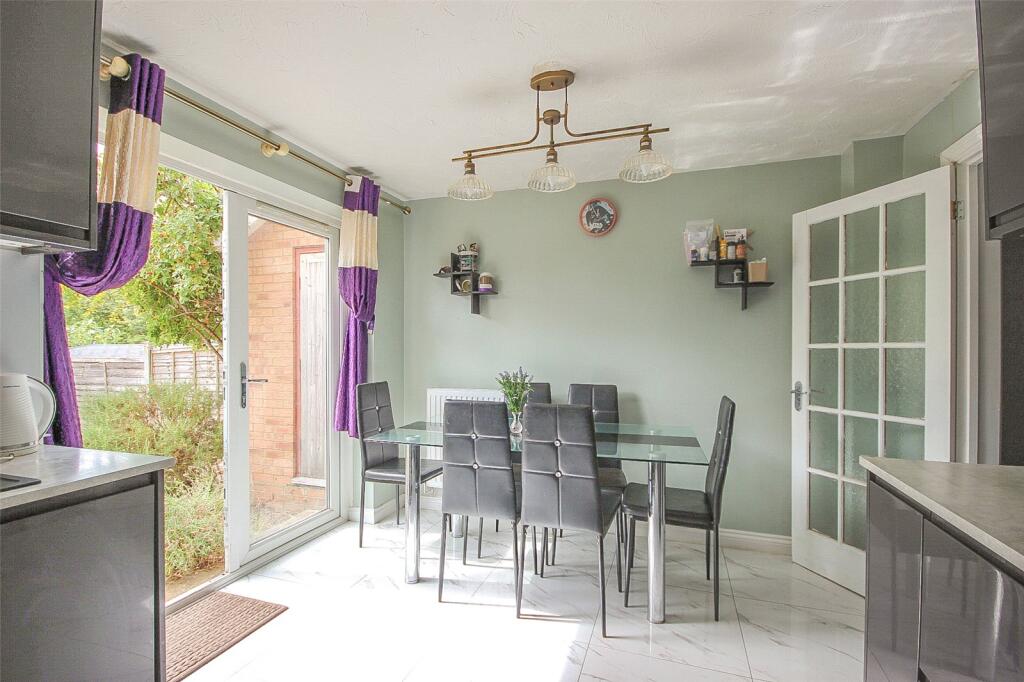 House in Milton Keynes - View 3