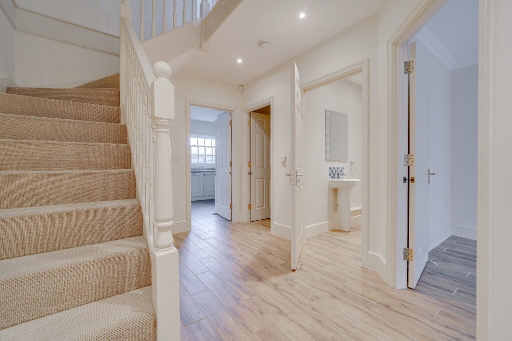 Ramsey Road, St. Ives, Cambridgeshire, PE27 photo 3