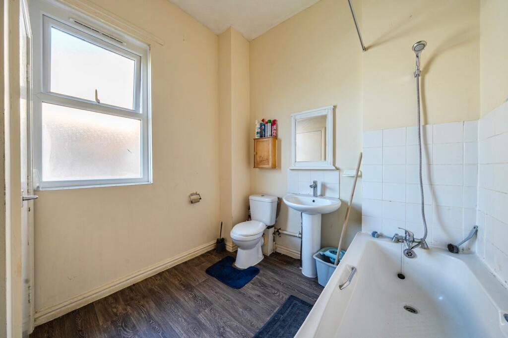Apartment in Manchester, Greater Manchester - View 5