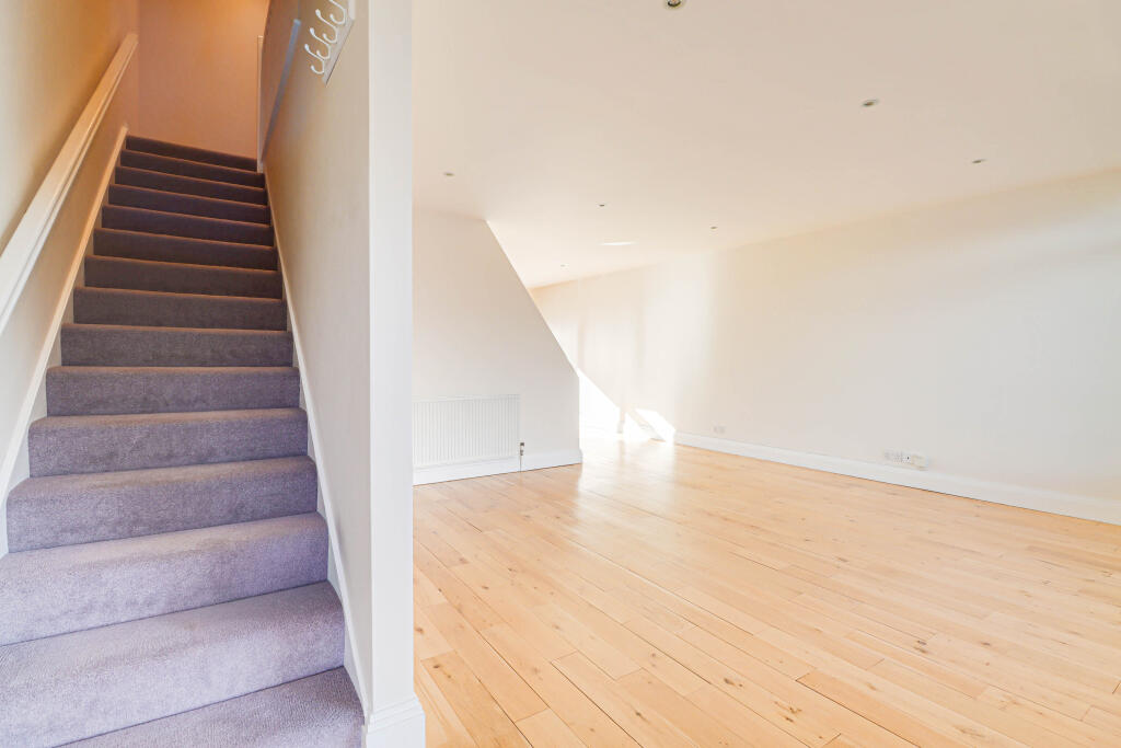 Additional image 9 of Church Green Row, Church Green, Harpenden, AL5