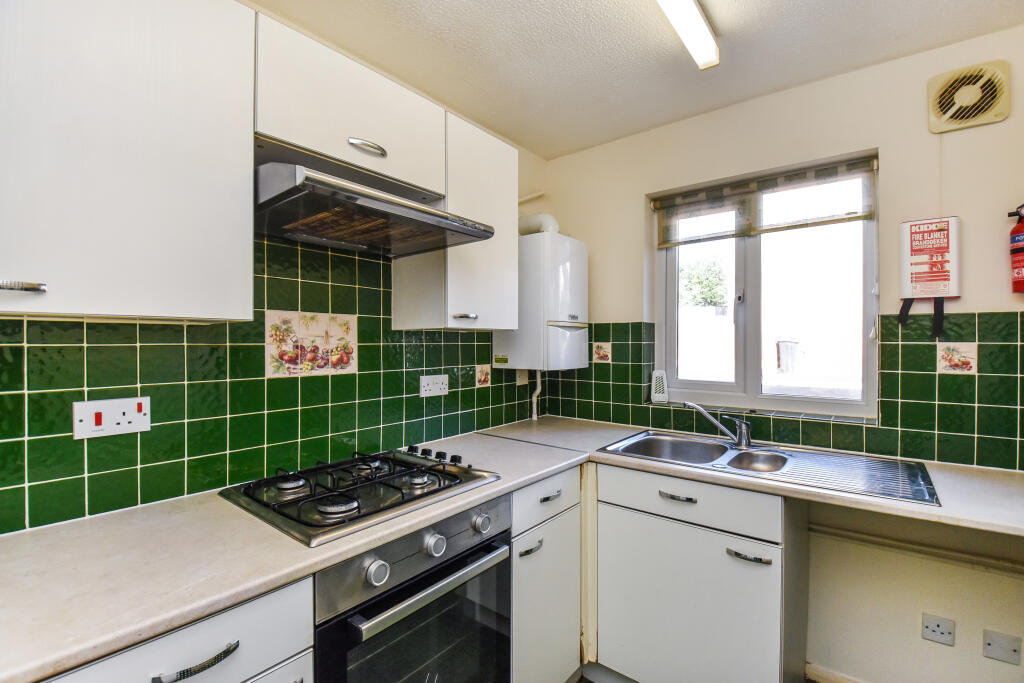 House in Mid Devon, Cullompton - View 4