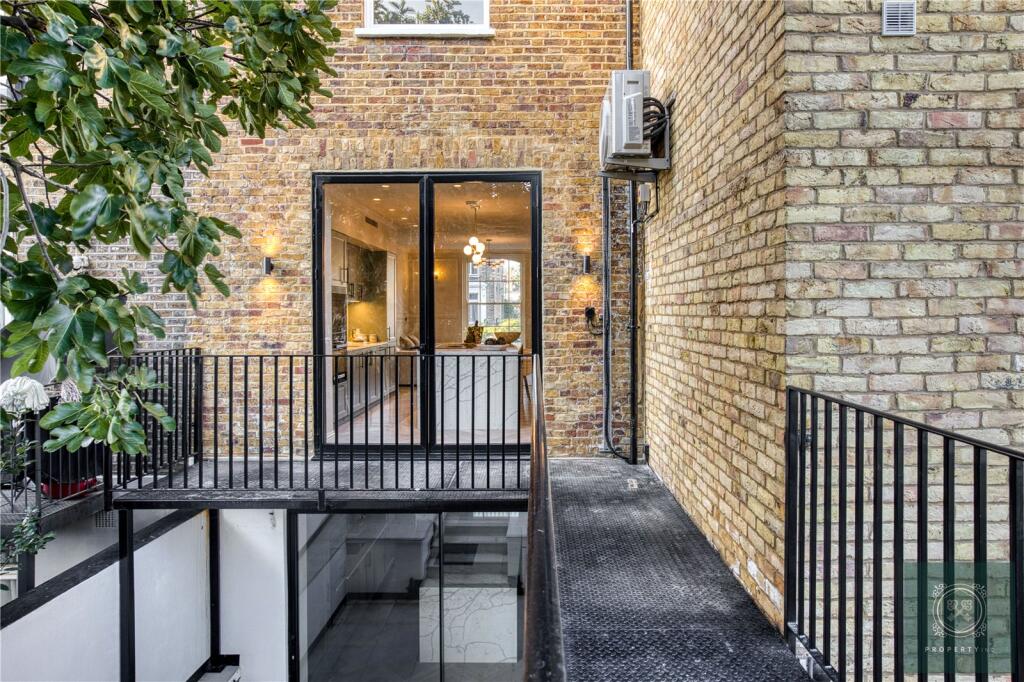 Graham Road, London, E8 photo 3