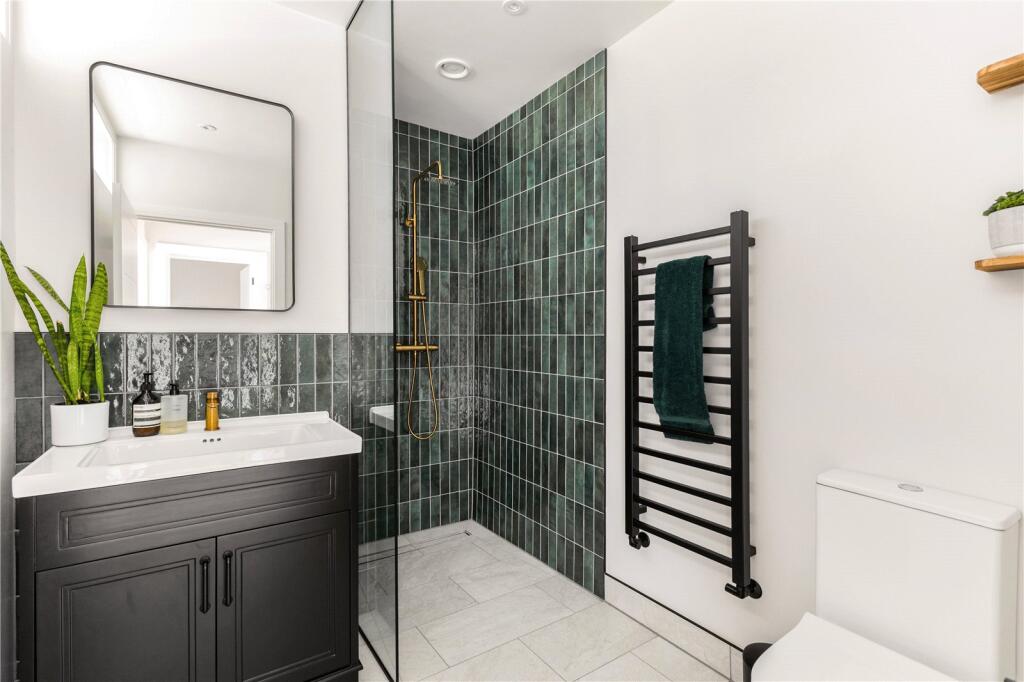 Additional image 14 of Reynards Road, Welwyn, Hertfordshire, AL6