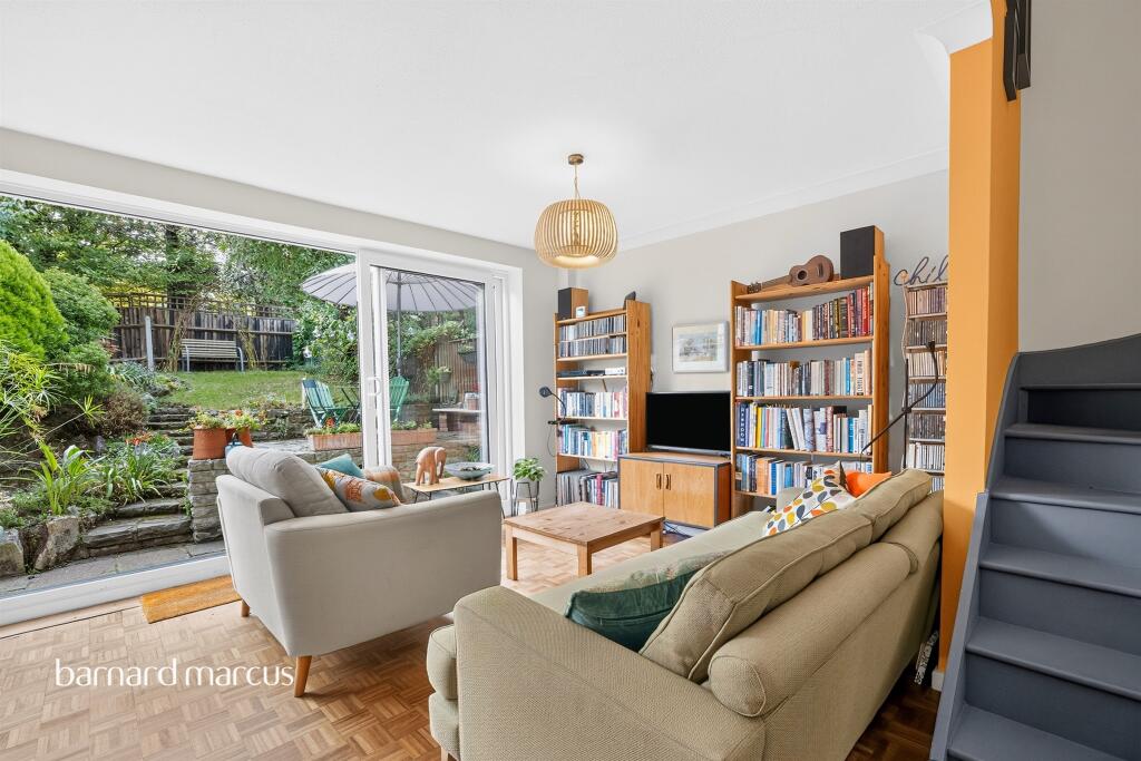 House in London - View 4