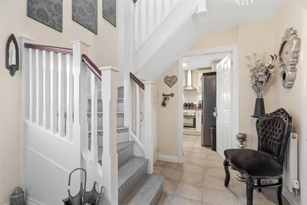 House in Hull, Keyingham - View 2