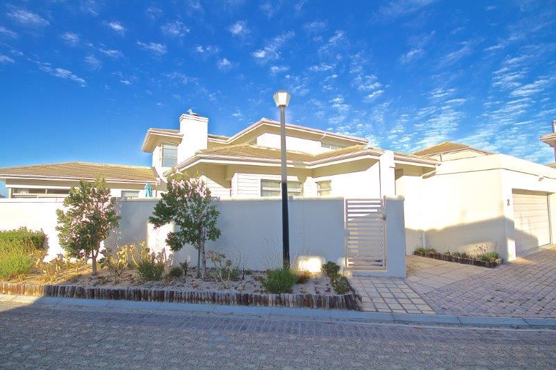 Main image of property: Bloubergstrand, Western Cape