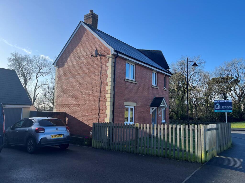 3-bed terraced on Trem Gwlad Yr Haf, Coity, Bridgend, £260,000