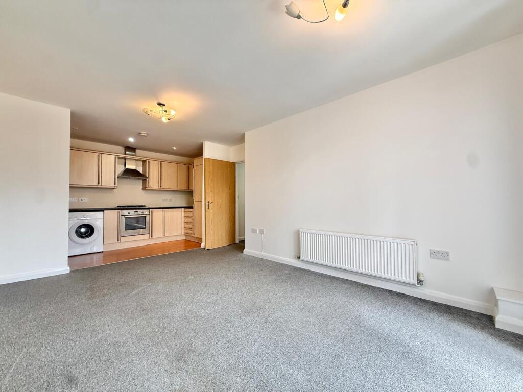 Windsor Court, Wordsworth Road, Denton photo 5