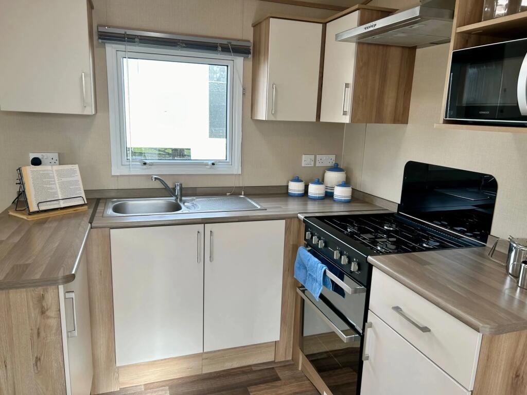 2015 ABI Oakley, Yorkshire Dales Country and Leisure Park, Harmby, Leyburn  , North Yorkshire, DL8 5NX photo 5