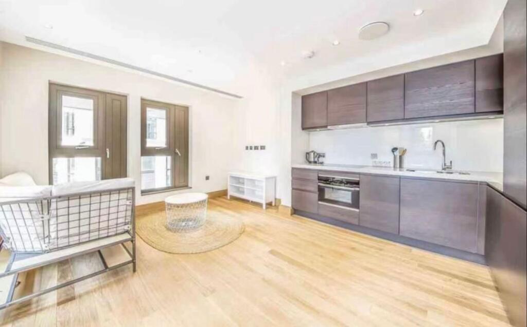 Apartment in London - View 5