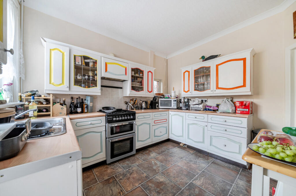 House in Southampton, St James - View 3