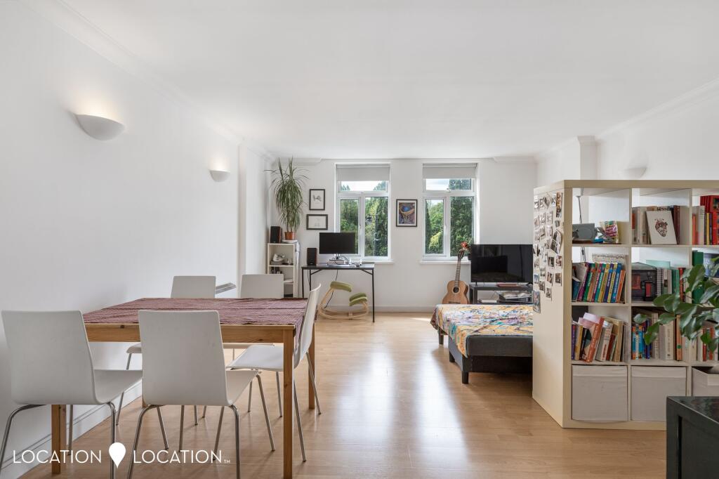 Apartment in London - View 4