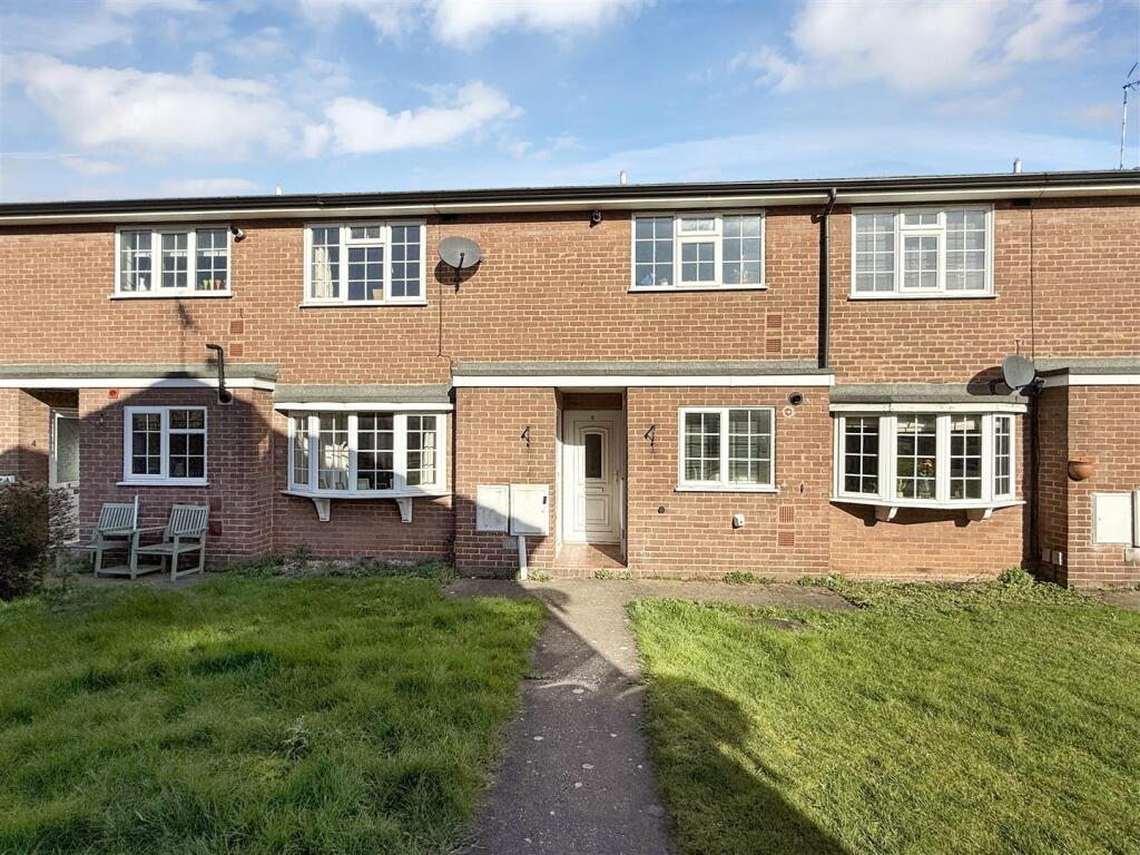 Main image of property: Fenimore Court, Radcliffe on Trent, Nottingham