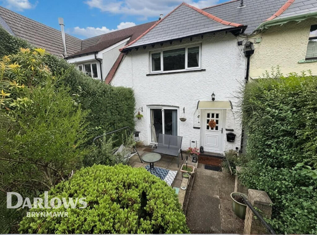 2-bed terraced on York Avenue, Ebbw Vale, £170,000