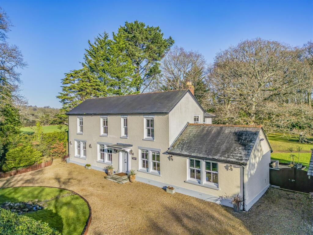 House in Portsmouth - View 4
