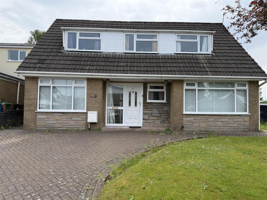 Main image of property: Cathedral Road, Chadderton, Oldham