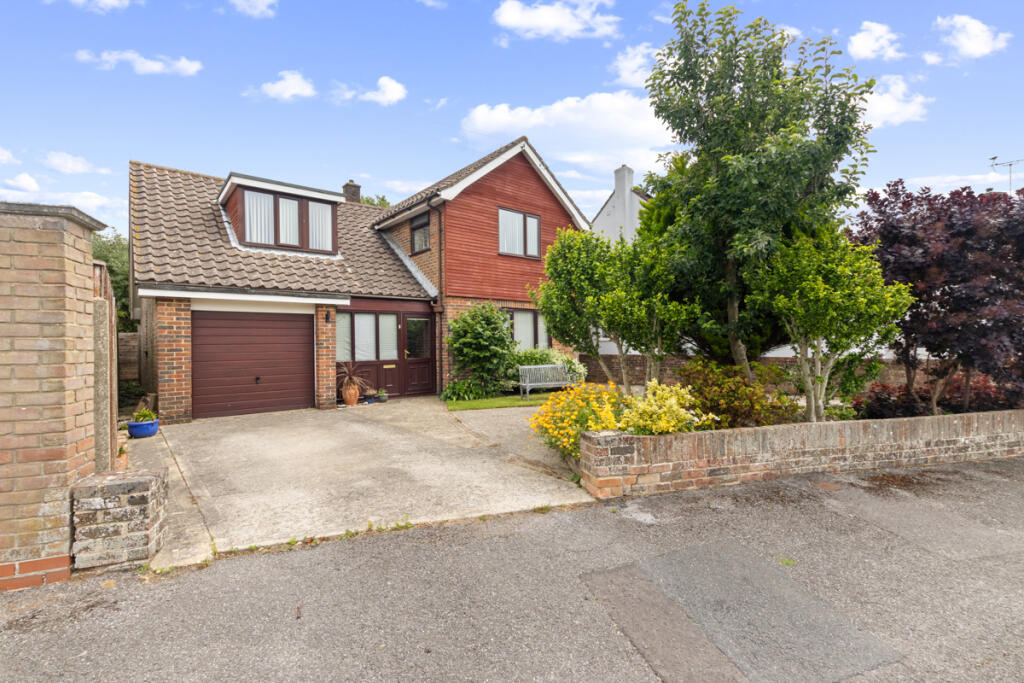 Main image of property: St Richards Way, Aldwick, West Sussex