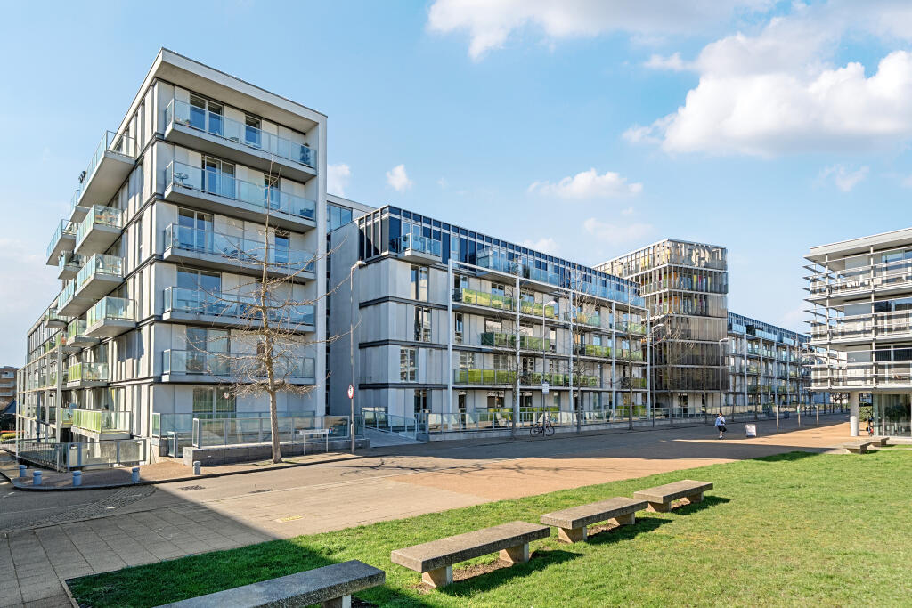 Main image of property: Chadwell Lane, London, N8