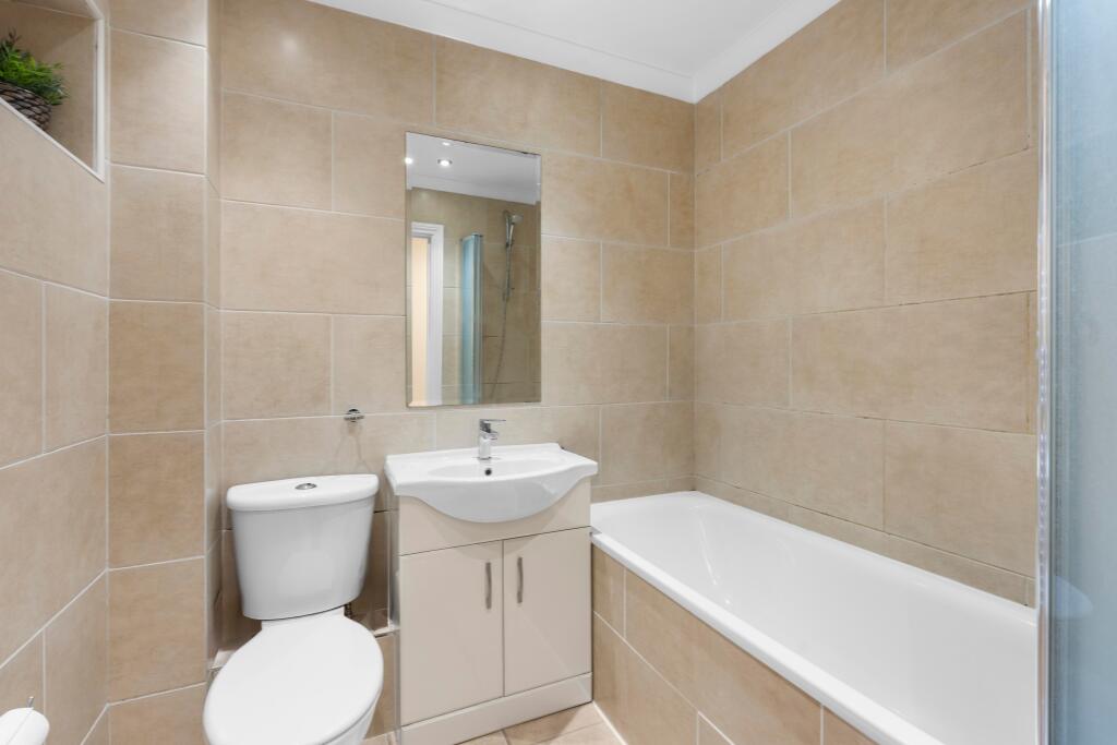 Additional image 8 of School Lane, Essendon, AL9