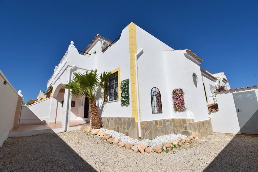 Main image of property: Valencia, Alicante, Punta Prima