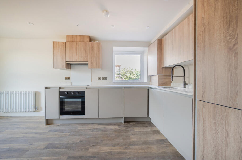 Apartment in Portsmouth - View 4