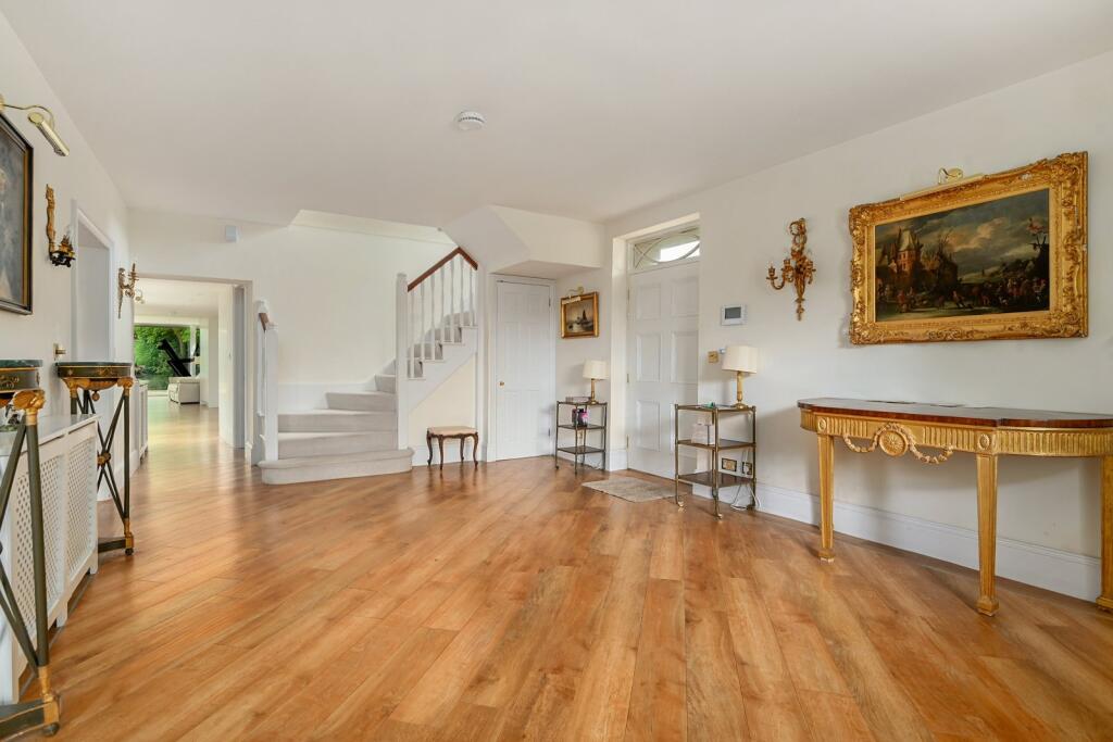 High Street, Hurstpierpoint photo 4