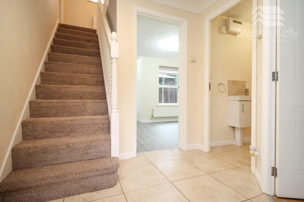 House in Buckinghamshire, Shenley Brook End - View 4