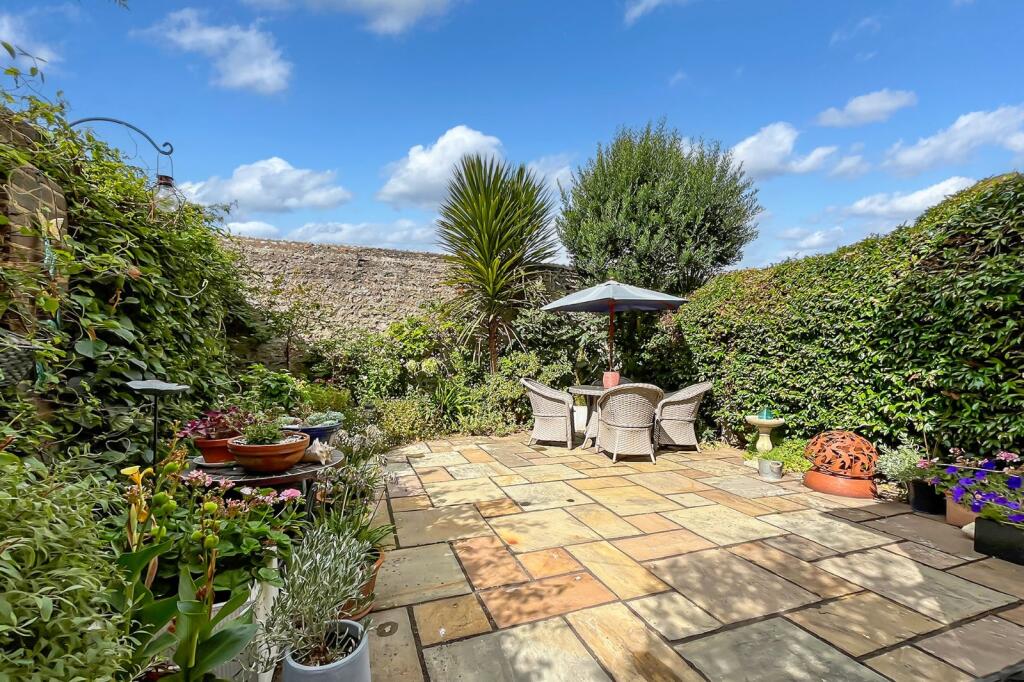 Sea Road, East Preston, Littlehampton, West Sussex - View 2