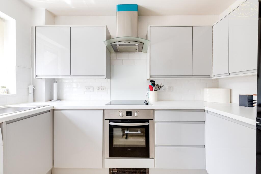 Apartment in Bolton, Greater Manchester - View 4