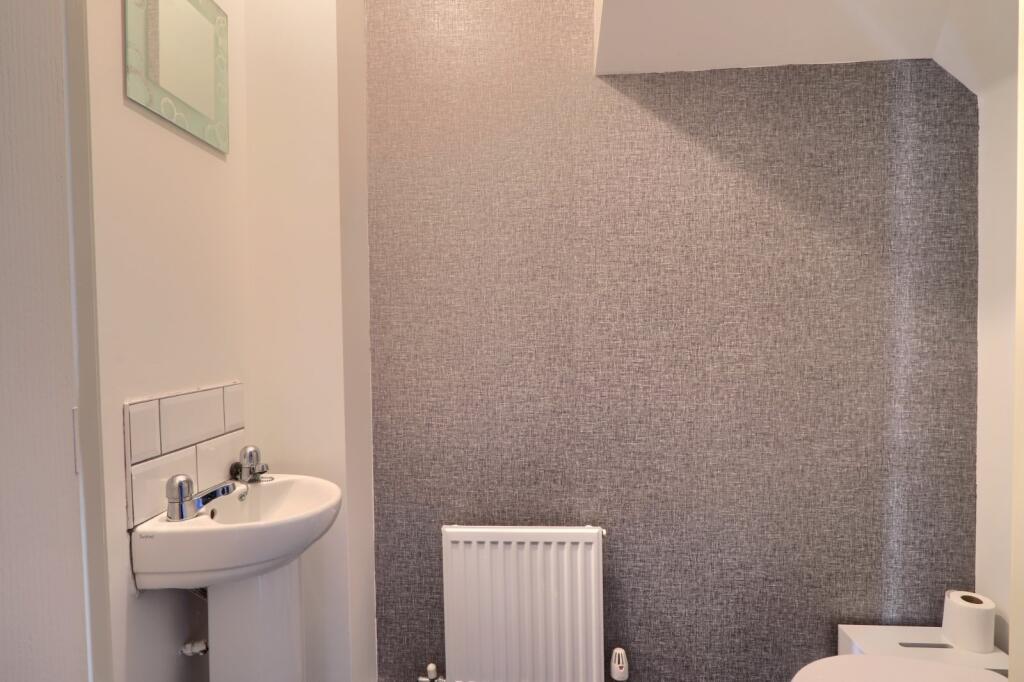 House in Middlesbrough, Linthorpe - More