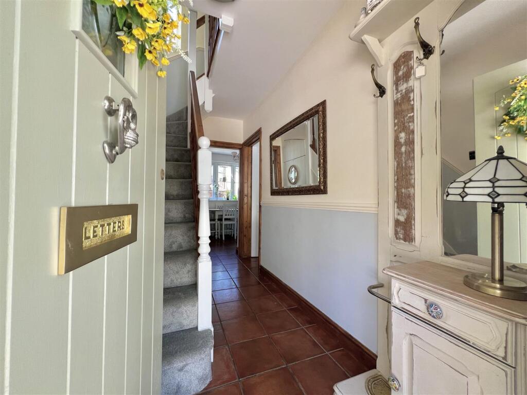 House in Dudley - View 5