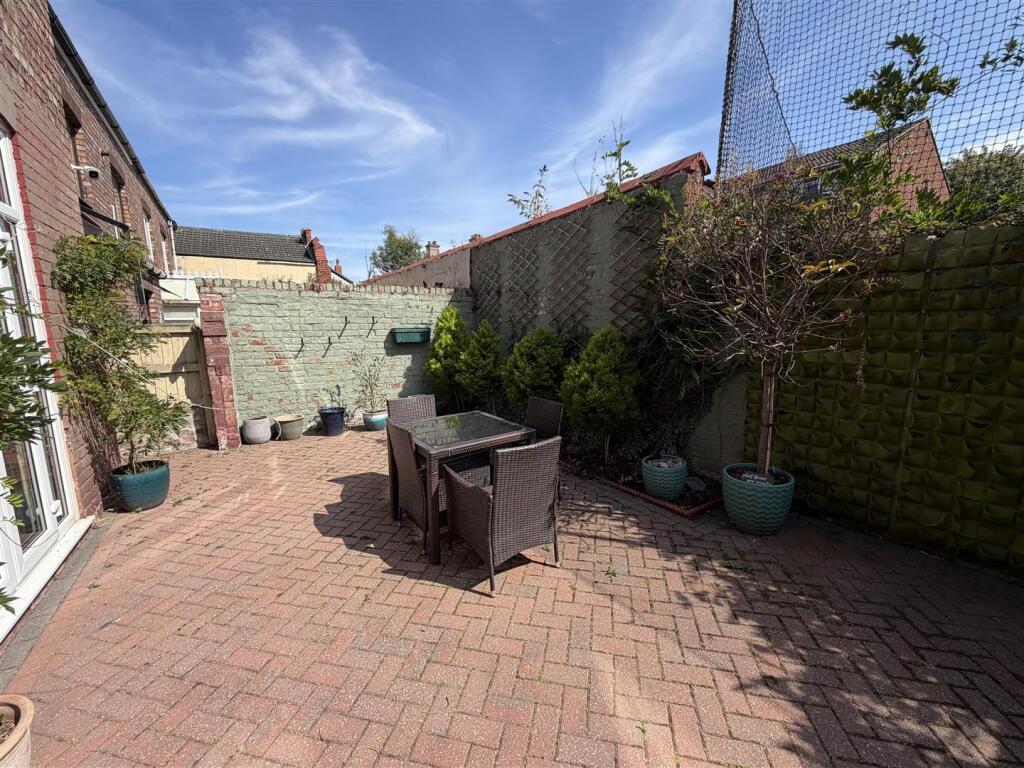 Property photo 11
