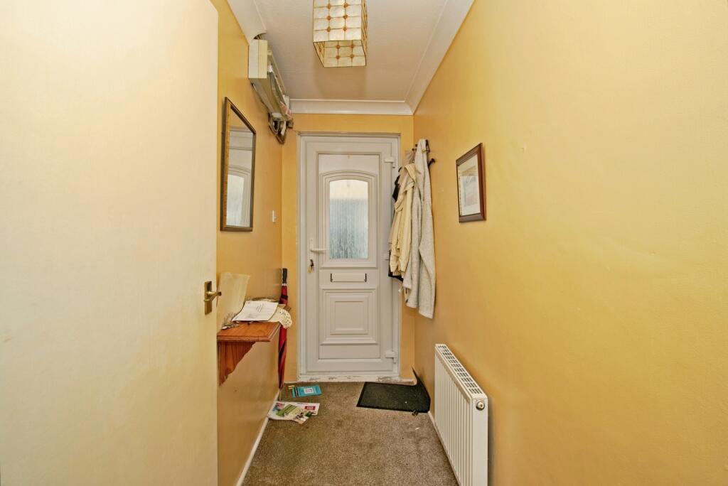 Apartment in Truro - View 4